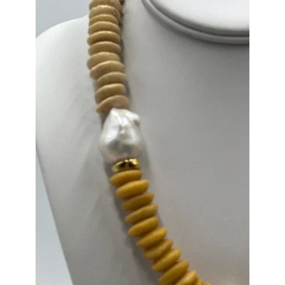 Lizzie Fortunato Signed Designer Tavira Yellow Ombre Baroque Pearl Necklace - Picture 3 of 15